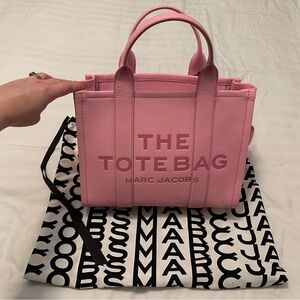 NWT! Marc Jacobs Medium leather THE TOTE BAG Fluro Candy Pink *Authentic*